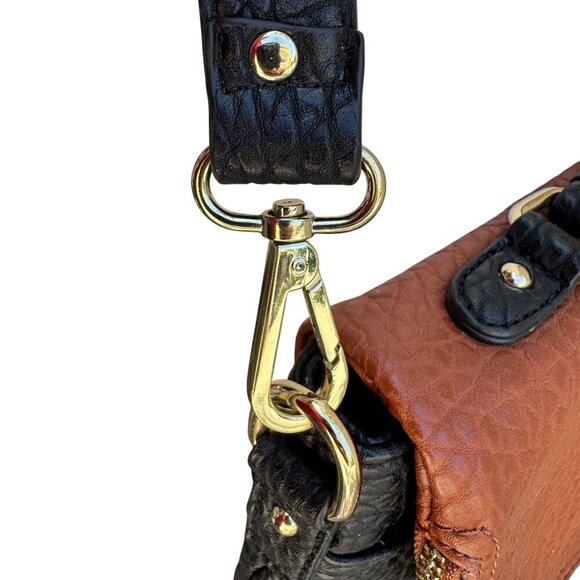 Sharif Black Brown Textured Leather Crossbody Shoulder Bag Wristlet Handbag New - Picture 9 of 15
